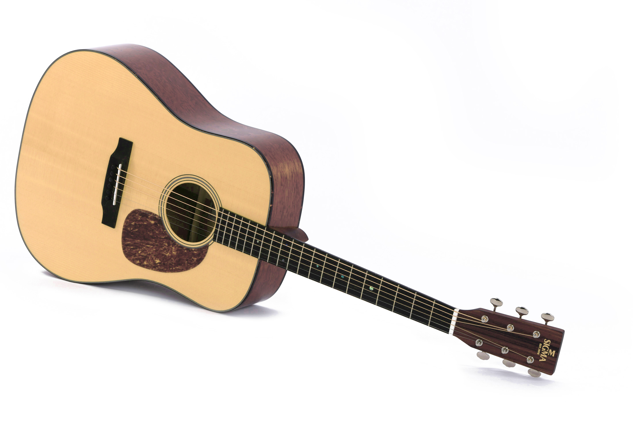 SDM-18 - Sigma Guitars - Legendary Acoustic Guitars
